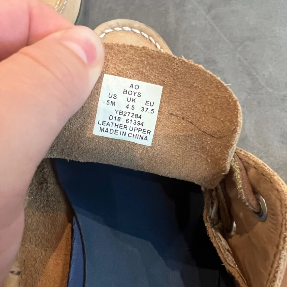 Size 5M Sperry Boat Shoes